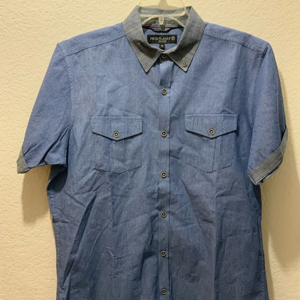 Free Planet Men’s medium  Short Sleeve Button Down  Shirt